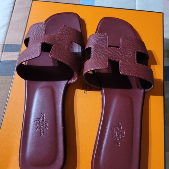 Hermes Shoes - Hermes Oran Calfskin Sandals. Authentic.